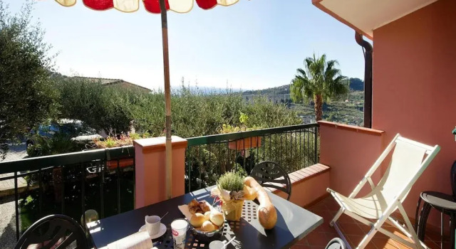 Апартаменты 5-guest Apartment in Imperian Olive Grove