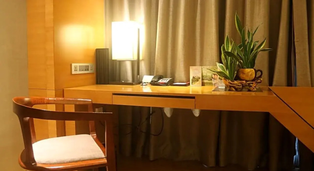 Номер Deluxe HUALUXE Hotels & Resorts Yangjiang City Center by IHG