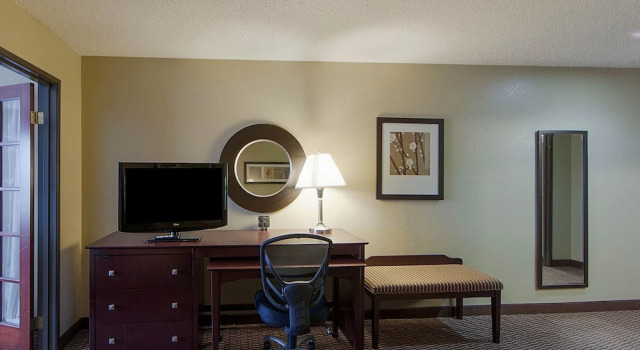 Люкс c 1 комнатой Quality Suites Addison-Dallas