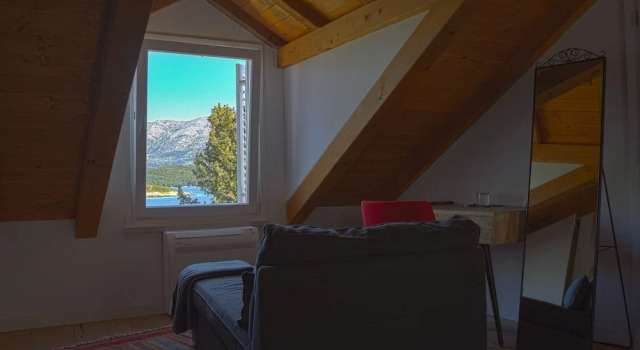 Номер Deluxe Vrnik Arts Club