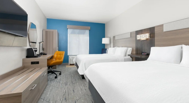 Номер Standard Holiday Inn Express Hotel & Suites Livingston by IHG