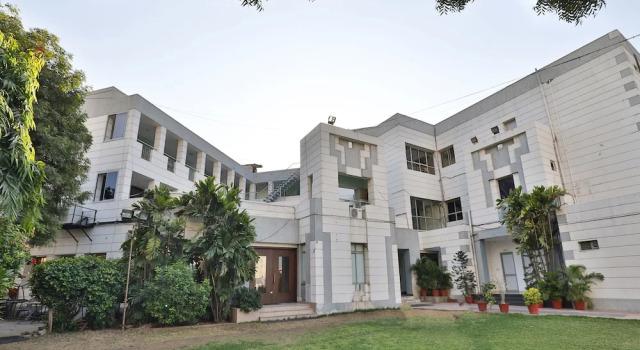 OYO 5054 Sun-N-Step Club, Rezerwuj Hotel Hotele w Gujarat ze śniadaniem, Śniadanie