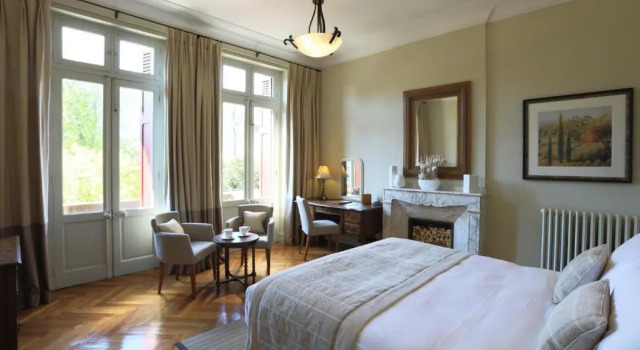 Двухместный номер Superior с балконом La Villa de Mazamet