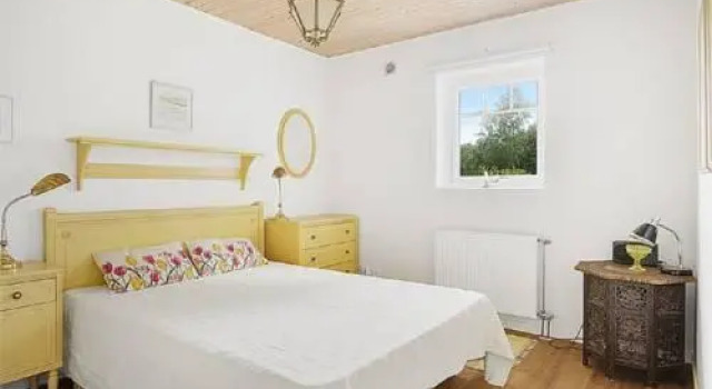 Tångehamnen, Book Hotel Ljungskile 
