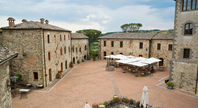 Castel Monastero - The Leading Hotels of the World, Забронировать Отель Кастельнуово-Берарденга Кьянти