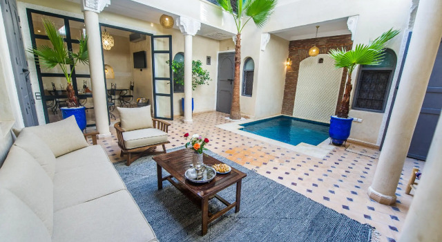 Camera Standard Riad Beldi