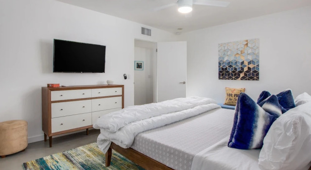 Modern Pura Vida Holiday home 4, Забронировать Отель Отели Палм-Спрингса 4 звезды, рядом с Palm Springs Mall Shopping Center, 4*