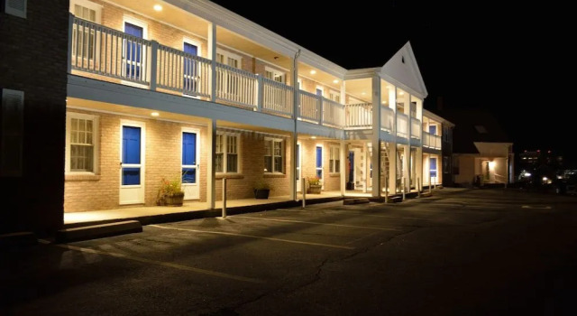 Cape Cod Harbor House Inn, Забронировать Отель Хайаннис Полуостров Кейп-Код