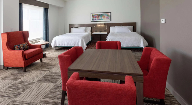 Четырёхместный номер Standard Hilton Garden Inn Minneapolis/Bloomington