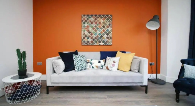 16 North Road Flat 4 by Mia Living Free Parking On Site