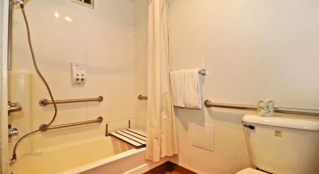 Четырёхместный номер Standard Motel 6-Willows, CA