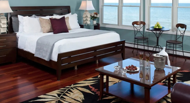 Huron House Bed and Breakfast, Rezerwuj Hotel Oscoda Michigan