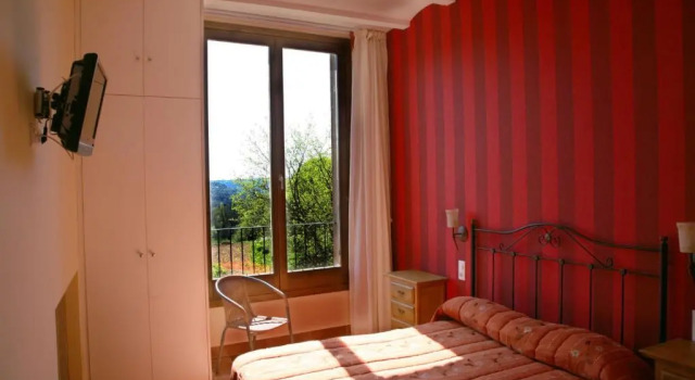 Hostal La Fuente, Забронировать Отель Буэра Somontano