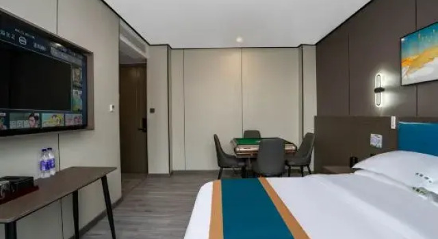 Люкс Home Inn Huaxuan Collection Hotel (Nanjing Agricultural University Shengtai Jiayuan Branch)
