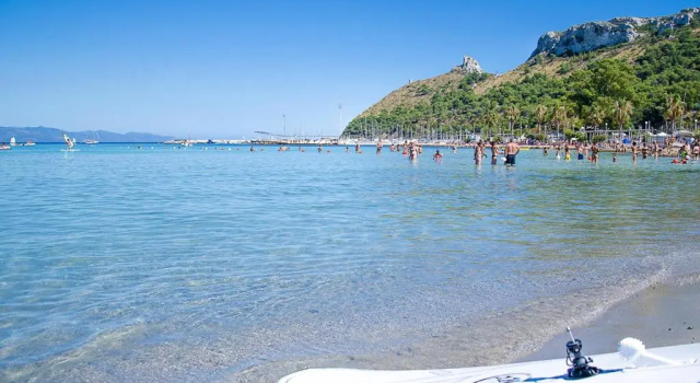 Апартаменты с 2 комнатами Appartamento per 4 persone al poetto di Cagliari