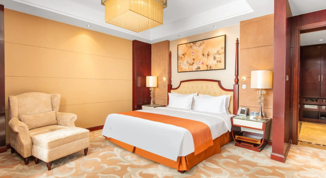 Двухместный люкс с видом на город Holiday Inn Taizhou CMC