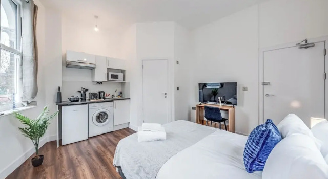 Студия Superior Camberwell Studios, 10 mins to Station