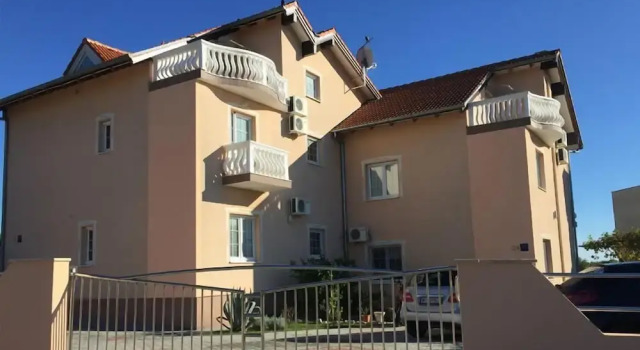Maretsol Vacation House