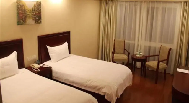 Двухместный номер Business GreenTree Inn Xuzhou Feng County East Jiefang Road Hotel