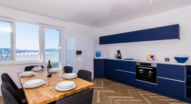 Апартаменты Superior Seafront Luxury Apartments Fun