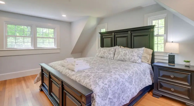 Cozy North Conway Retreat w/ Deck & Fire Pit!
