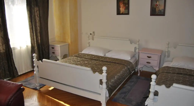 Hotel Italia, Забронировать Отель Отели Сараево с бассейном, Бассейн