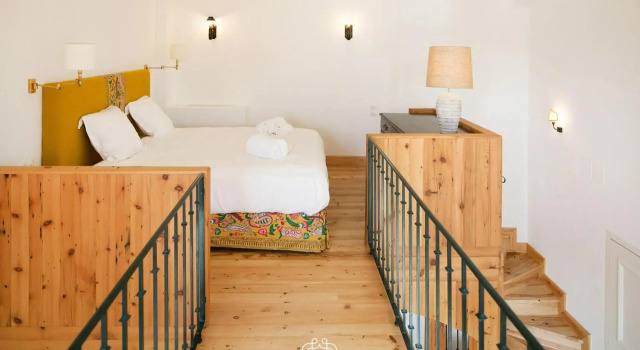 Alfama Deluxe Duplex 53 by Lisbonne Collection, Забронировать Отель Лиссабон Эстремадура, рядом с Money Museum