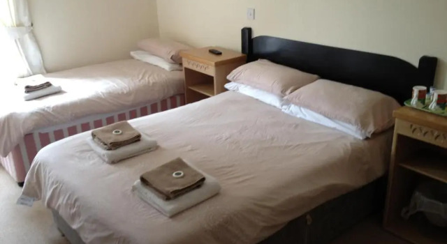 Семейный номер Standard Hampton Hotel