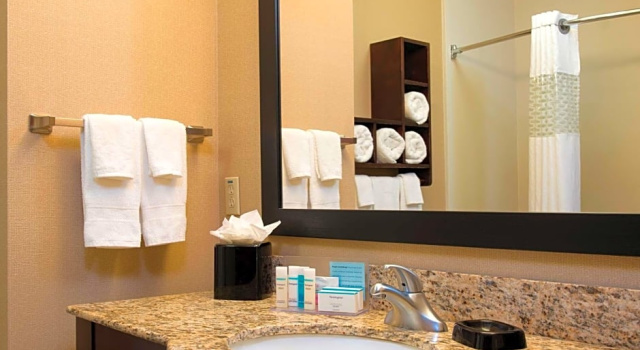 Люкс Hampton Inn & Suites Crawfordsville