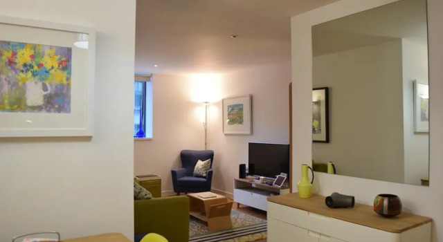 Modern 1 Bedroom Apartment in Paddington, Varaa Huoneisto Asunnot kohteessa Merseyside, Huoneisto