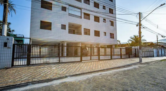 Apto pet Friendly com Garagem a 100m do mar