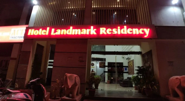 Hotel Landmark Residency, Забронировать Отель Отели штата Махараштры 3 звезды, 3*