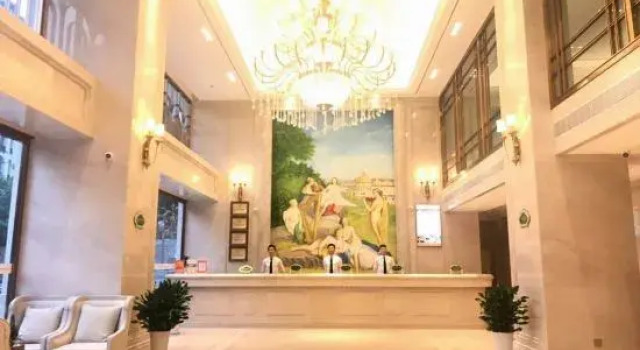 Vienna International Hotel, Забронировать Отель Чунцин Chongqing Area, рядом с Jiaochangkou Metro Station