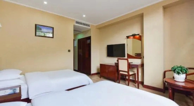 Номер Deluxe Hefeng Huarong Business Hotel