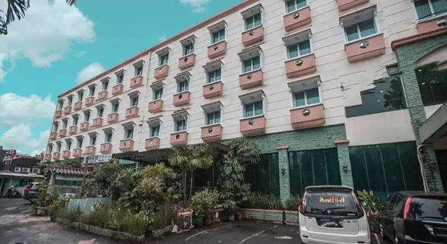 New Sleepz Hotel - Senayan