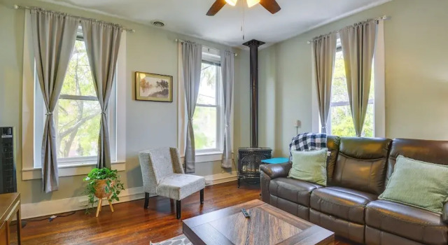 Central Location! Winter Retreat in Sackets Harbor, Book Lejlighed Sackets Harbor New York State