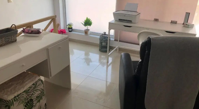 Апартаменты с 2 комнатами Casa Fiore - 2 Bed House 10 Mins Walk to Centre