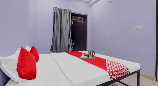 Oyo Flagship 92974 Villa Palace Hotel