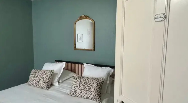 Двухместные апартаменты Цокольный этаж Le Clos Du Pontic Logis et CitHotel