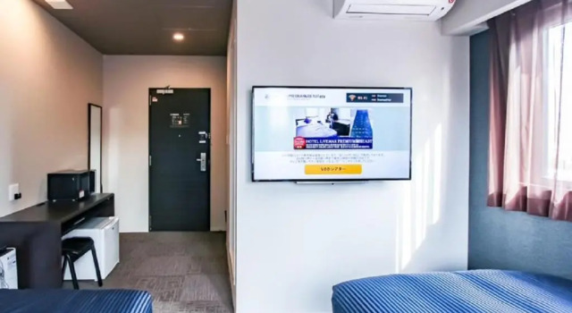 Двухместный номер Standard с видом на город HOTEL LiVEMAX PREMIUM Umeda EAST
