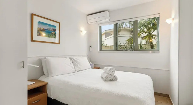 Апартаменты с 2 комнатами с красивым видом из окна Beachfront on Waiheke