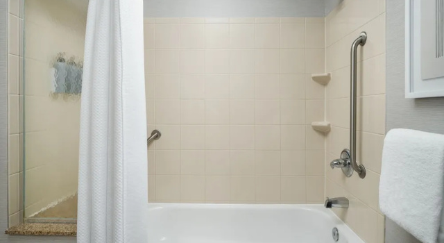 Двухместный номер Standard Courtyard by Marriott Kingston