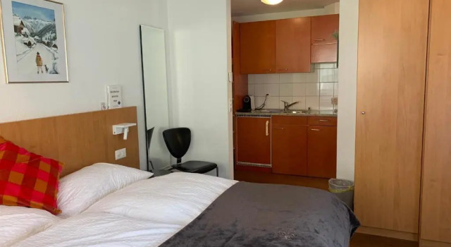 Трёхместный номер Standard с балконом Hotel Belmont