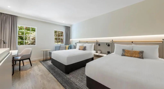 Четырёхместный номер Deluxe Crowne Plaza Hawkesbury Valley by IHG