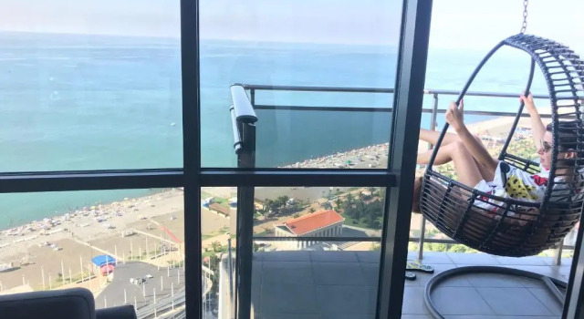 Batumi Breath Point LUXURY 2BDRM Beachfront APARTMENT, Book Apartment Batumi 