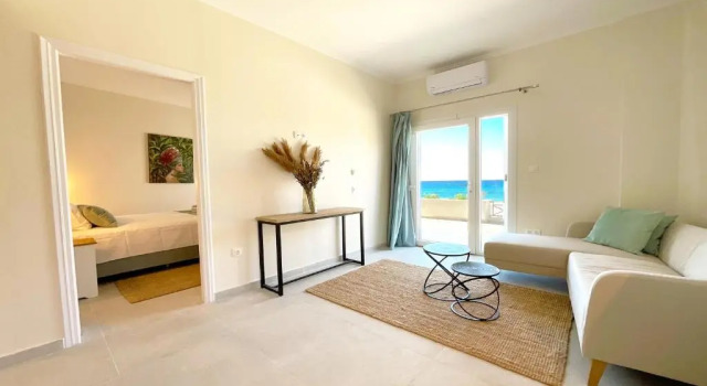 Апартаменты Beachfront 4-bed Luxury Suite - Agios Gordios Corfu Greece