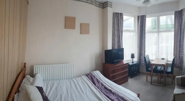 Flat - Sleeps 2 & Parking Available, Забронировать Апартаменты/квартира Апартаменты Грейт-Ярмут, рядом с Театр Britannia Pier, Апартаменты/квартира