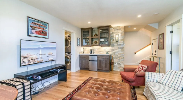 4br Lake View W/ Double Decks 4 Bedroom Cabin, Prenota Casa vacanze Meeks Bay Stati Uniti