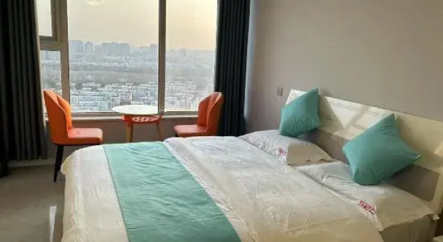 Люкс Comfort Xiaojinwu Homestay (Luohe Changjian East Bund Branch)