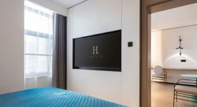 Люкс Deluxe с 2 комнатами H Hotel (Xuchang Wanda Fat Donglai Angel City)